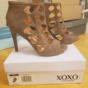 Brown Heels Size 7